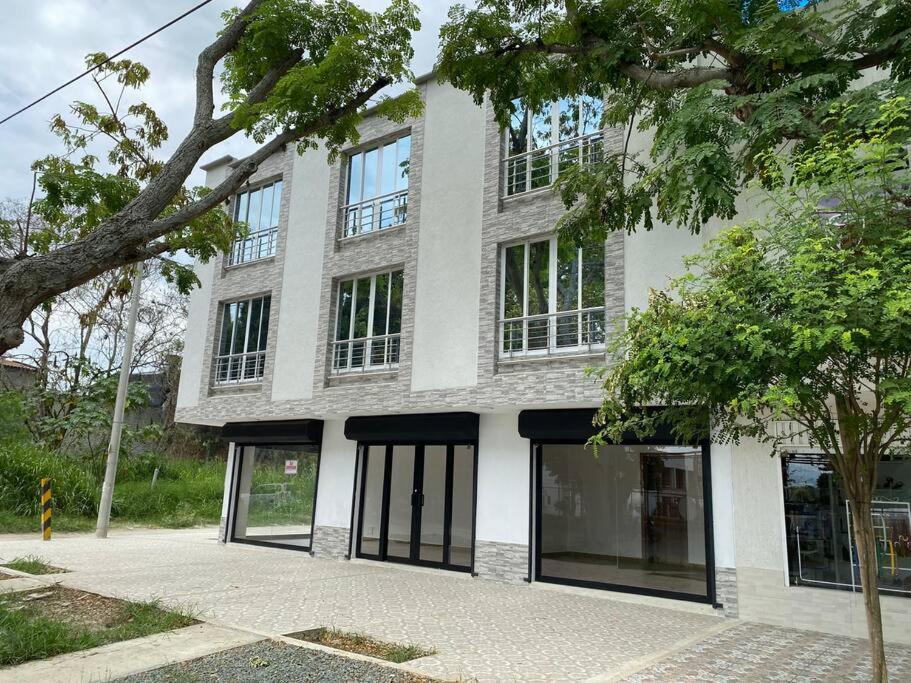 Lindo Apartamento Con Estacionamiento בוגה מראה חיצוני תמונה
